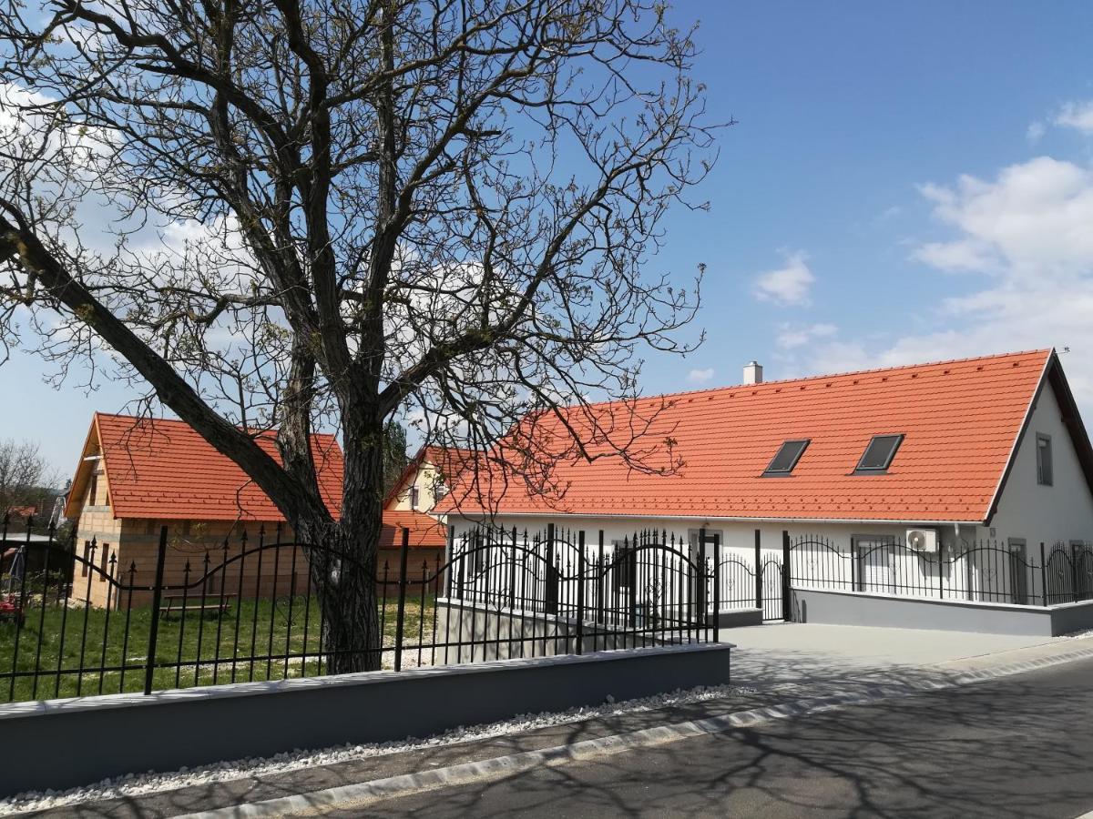 Bordoma Falusi Vendeghaz Balatonszolos Exterior photo